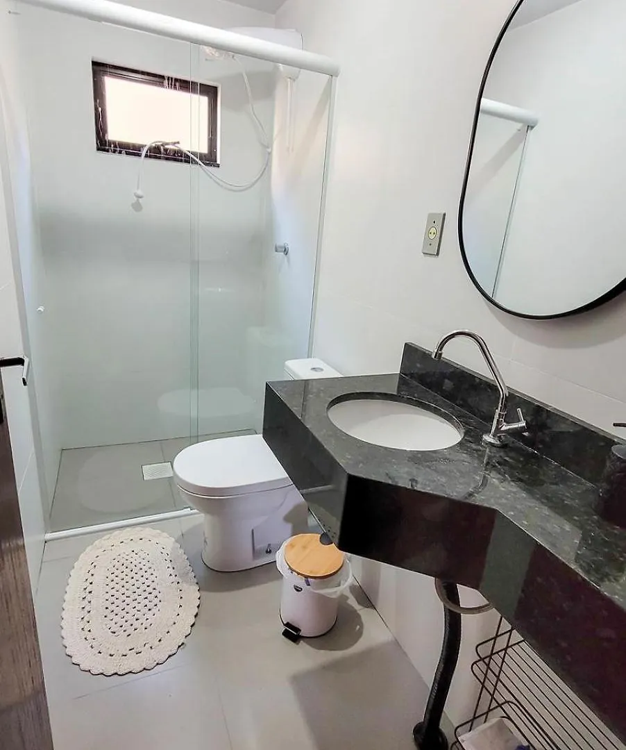 בומבינאס Casa A 2 Quadras Da Praia De Zimbros Rw2724 0*,