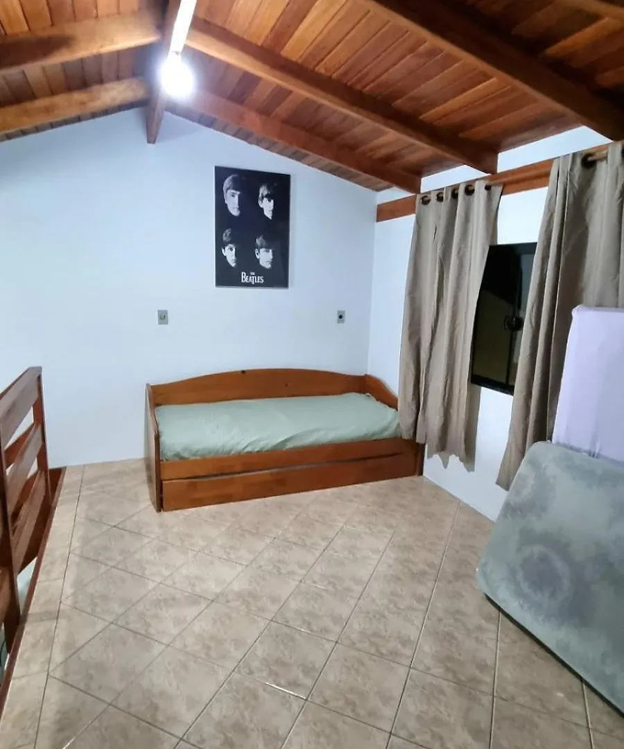 בומבינאס Casa A 2 Quadras Da Praia De Zimbros Rw2724